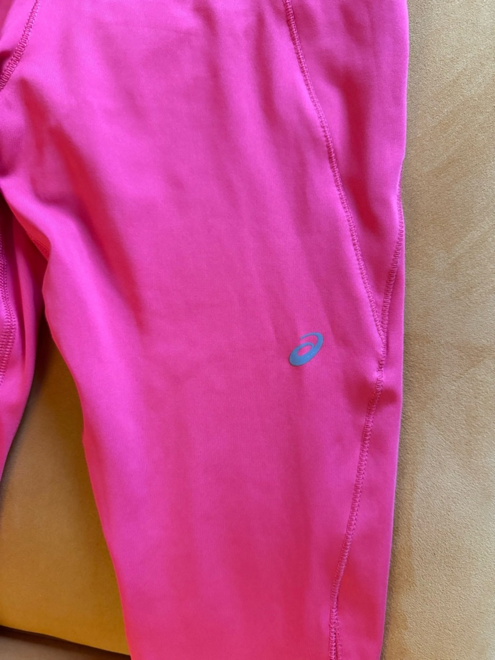 Asics Bright Pink Women’s XS size Athletic Leggings